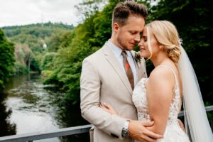 Brautpaar heiratet in Dortmund